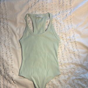 Aritzia - babaton bodysuit